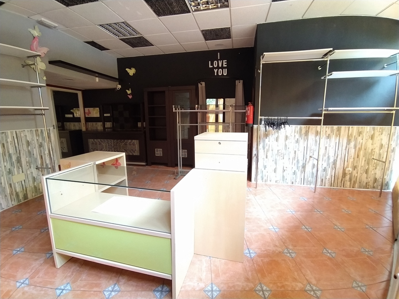 Locales-Alquiler-AvilÃ©s-2355933-Foto-1