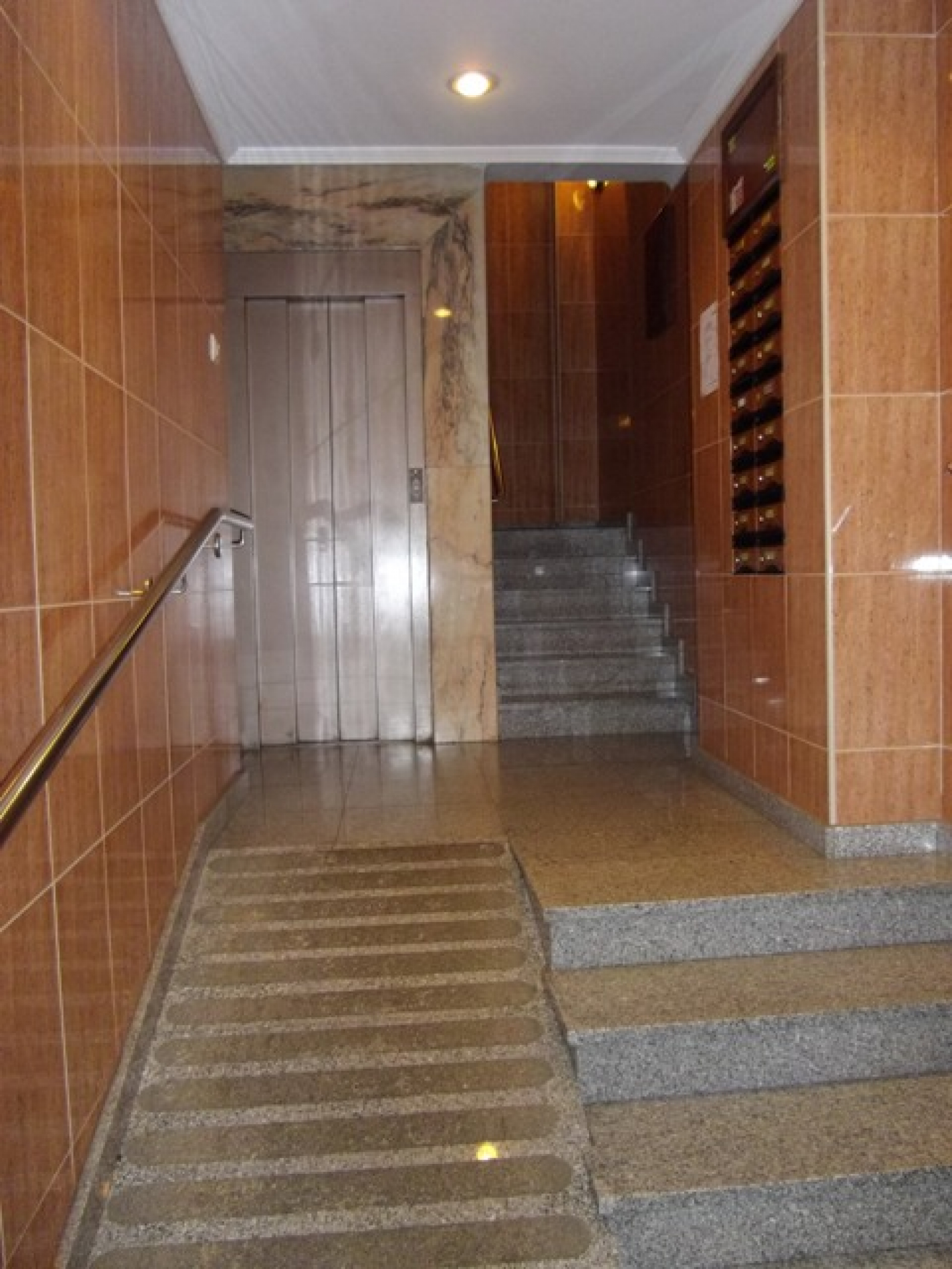 Pisos-Venta-AvilÃ©s-586670-Foto-1