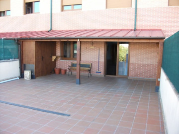 Pisos-Venta-Valencia de Don Juan-586891-Foto-4-Carrousel