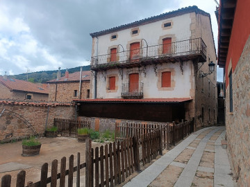 Casas o chalets-Venta-Vinuesa-1092393-Foto-0-Carrousel