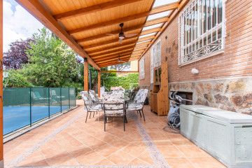 Casas o chalets-Venta-Rivas-Vaciamadrid-1145066-Foto-32-Carrousel