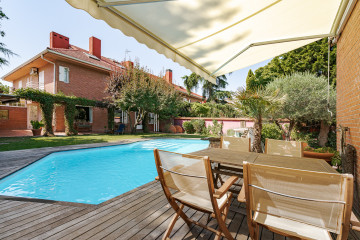 Casas o chalets-Venta-Rivas-Vaciamadrid-2353878-Foto-38-Carrousel