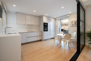 Pisos-Venta-Barcelona-2213911-Foto-2-Carrousel
