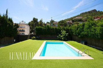 Casas o chalets-Venta-Castelldefels-2220229-Foto-48-Carrousel
