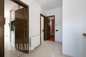 Casas o chalets-Venta-Castelldefels-2220229-Foto-33-Carrousel