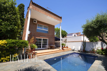 Casas o chalets-Venta-Castelldefels-2315545-Foto-6-Carrousel