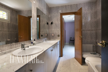 Casas o chalets-Venta-Castelldefels-2315545-Foto-23-Carrousel