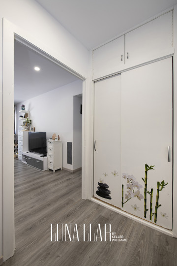Pisos-Venta-Sant Boi de Llobregat-2348002-Foto-16-Carrousel