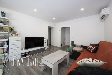 Pisos-Venta-Sant Boi de Llobregat-2348002-Foto-2-Carrousel