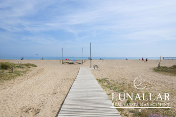 Casas o chalets-Venta-Castelldefels-2353687-Foto-27-Carrousel