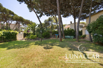 Casas o chalets-Venta-Castelldefels-2353687-Foto-10-Carrousel