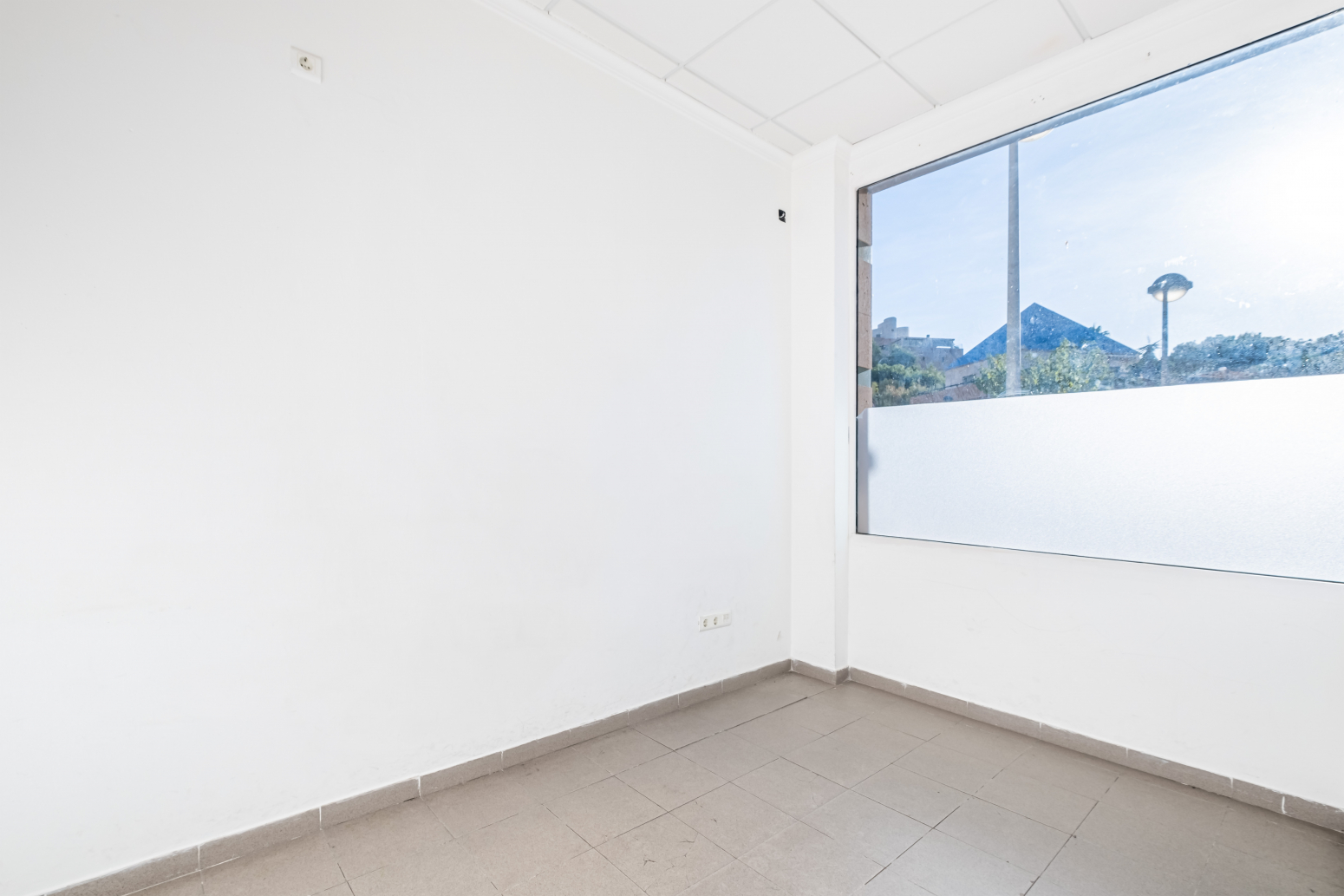 Locales-Venta-Benidorm-745648-Foto-5