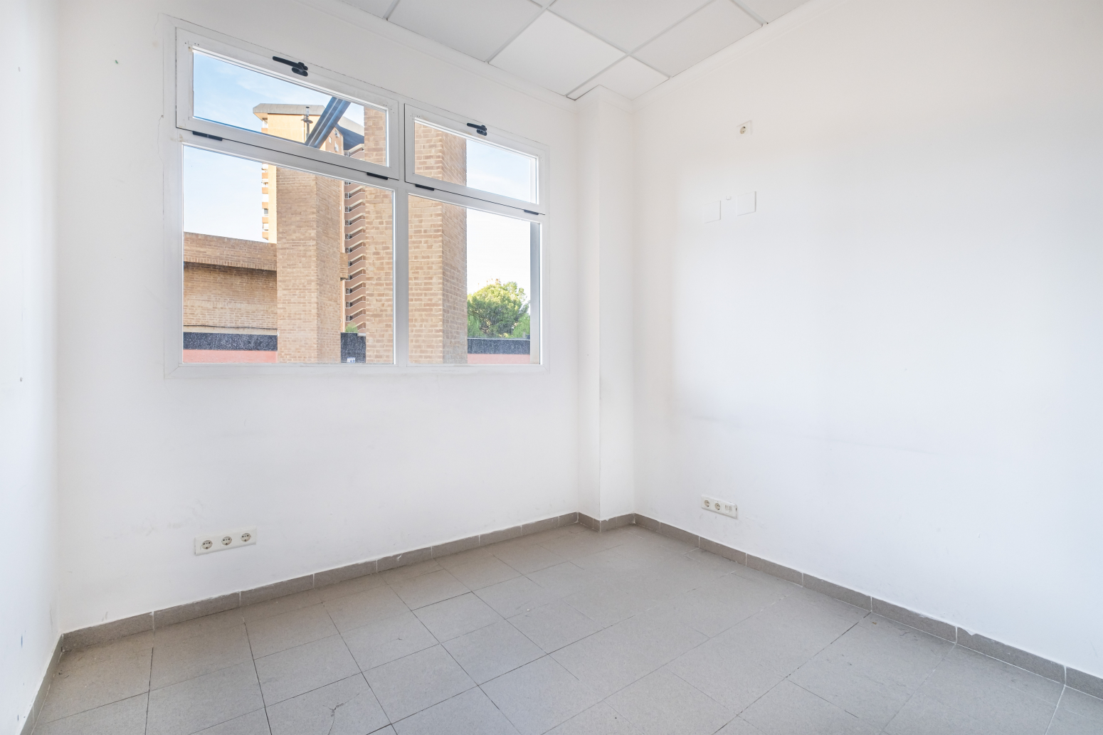 Locales-Venta-Benidorm-745648-Foto-6