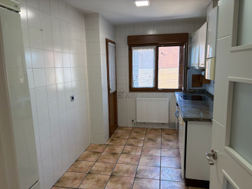 Pisos-Venta-Oviedo-2202163-Foto-8-Carrousel