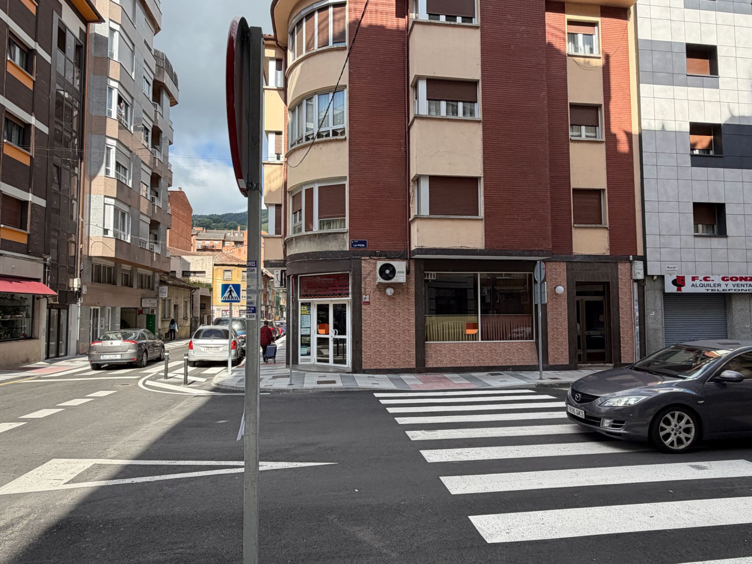 Locales-Venta-Mieres-2333654-Foto-1