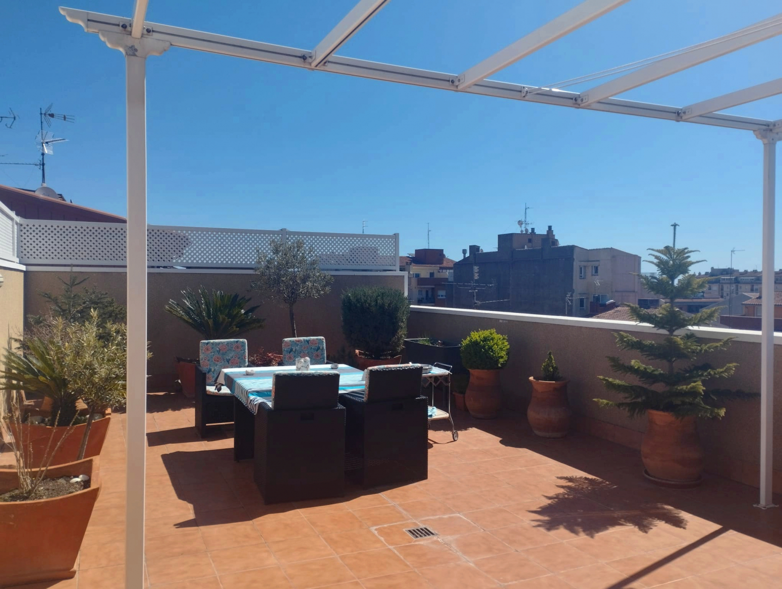 Pisos-Venta-Figueres-1005016-Foto-33