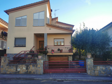 Casas o chalets-Venta-Girona-1029050-Foto-18-Carrousel