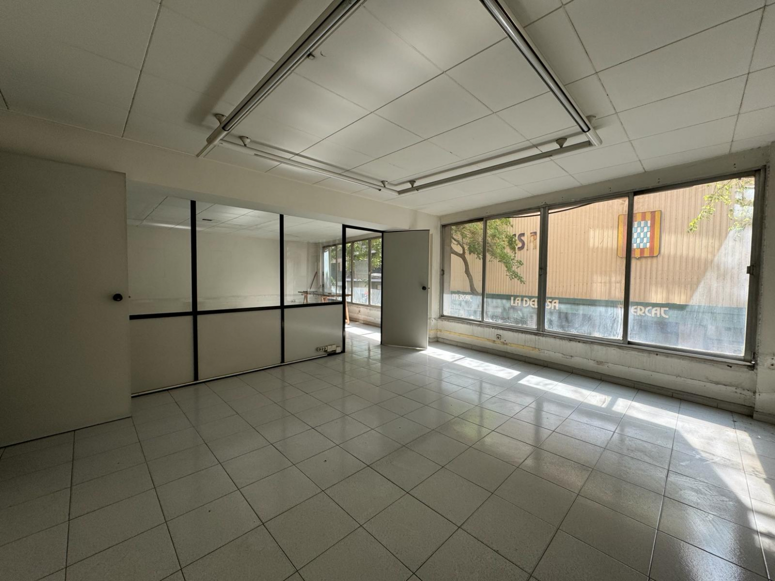 Oficinas-Venta-Girona-1078112-Foto-1