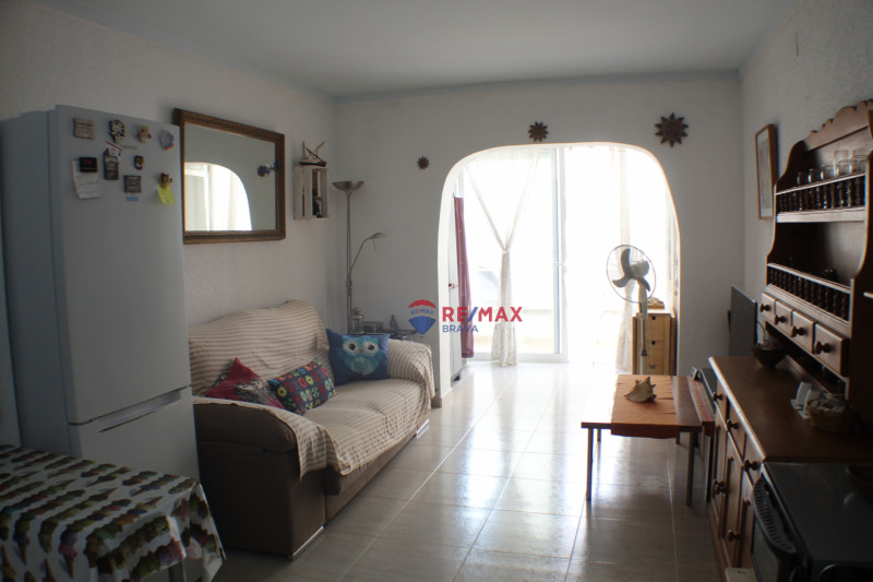 <p>Quiet apartment on the Costa-Brava, in the heart of the Port of Empuriabrava</p>