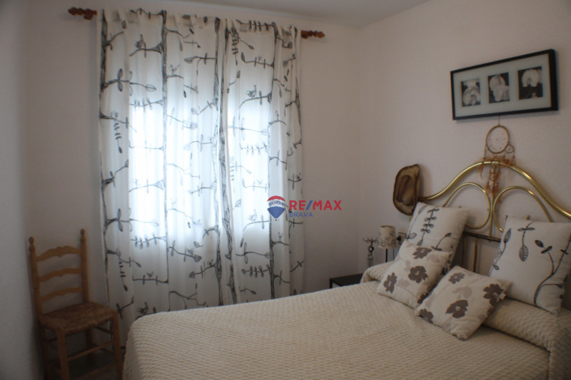 <p>Quiet apartment on the Costa-Brava, in the heart of the Port of Empuriabrava</p>