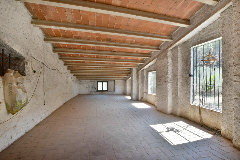 <p>Iconic farmhouse in Sant Andreu de la Barca, Barcelona</p>