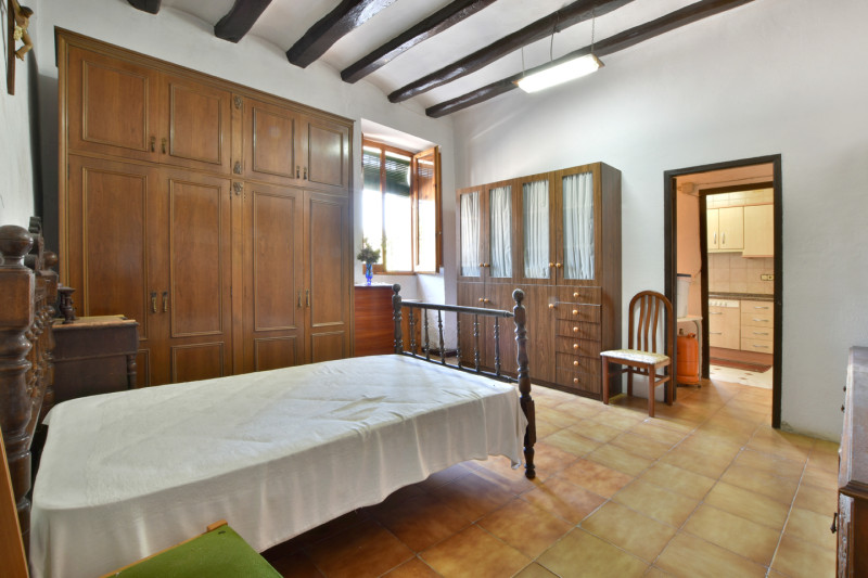 <p>Iconic farmhouse in Sant Andreu de la Barca, Barcelona</p>