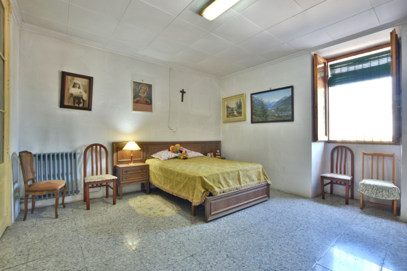 <p>Iconic farmhouse in Sant Andreu de la Barca, Barcelona</p>