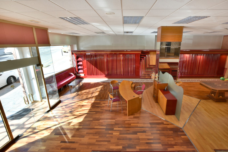 <p>Commercial premises in Sant Feliu de Llobregat, Mas Lluhí, Barcelona</p>