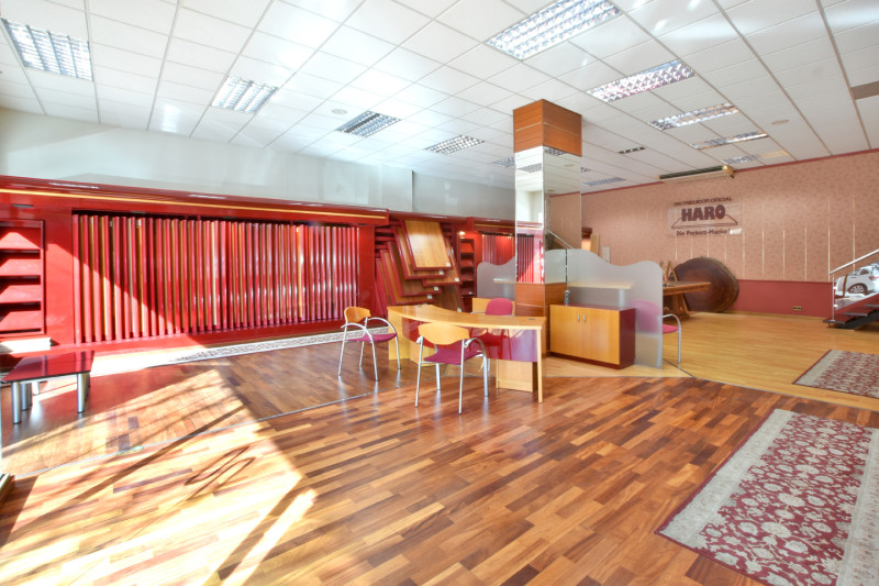 <p>Commercial premises in Sant Feliu de Llobregat, Mas Lluhí, Barcelona</p>