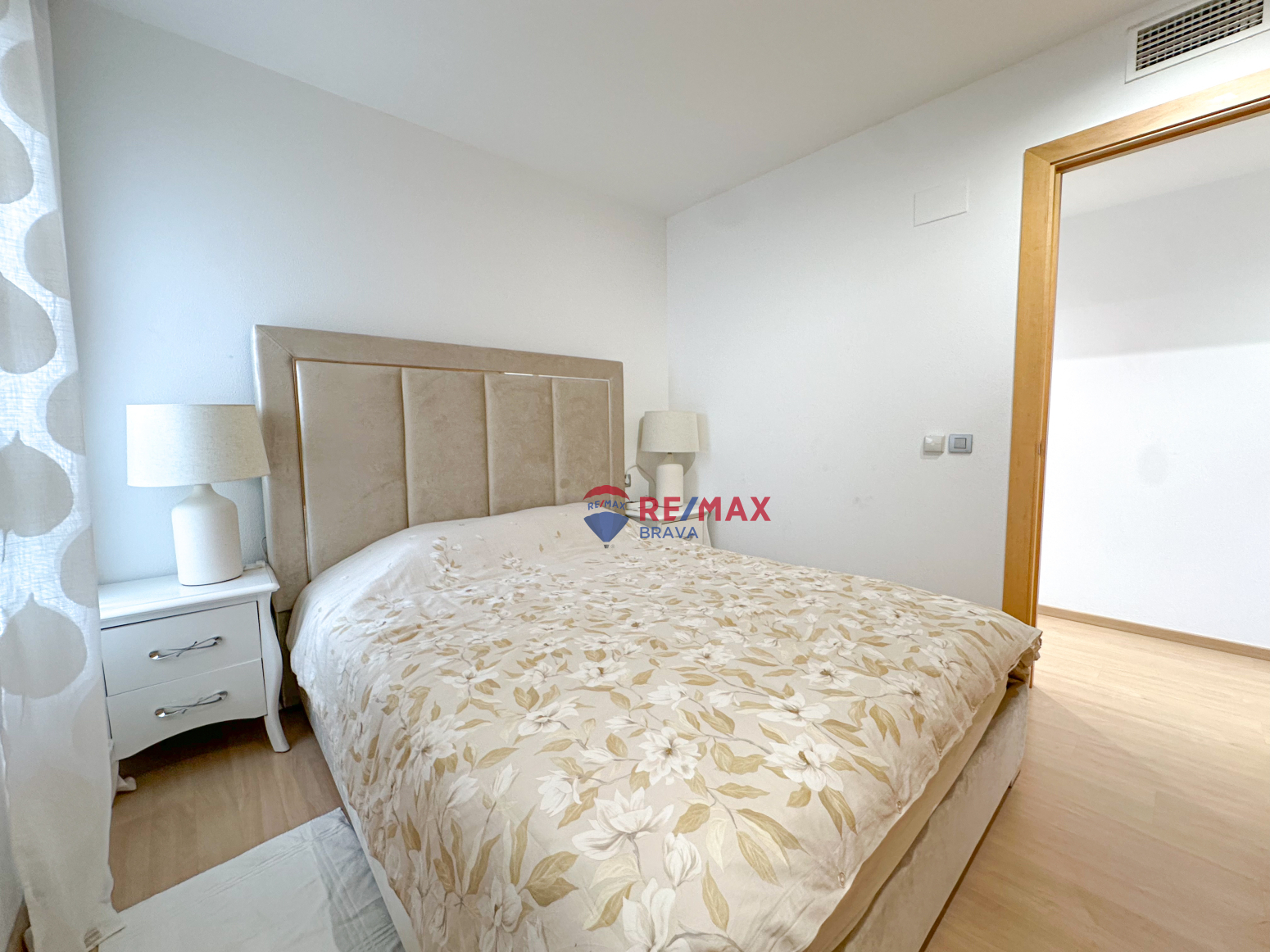 Pisos-Venta-Roses-1718771-Foto-8