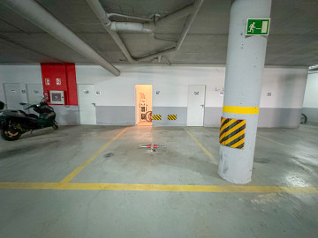 Garaje con trastero