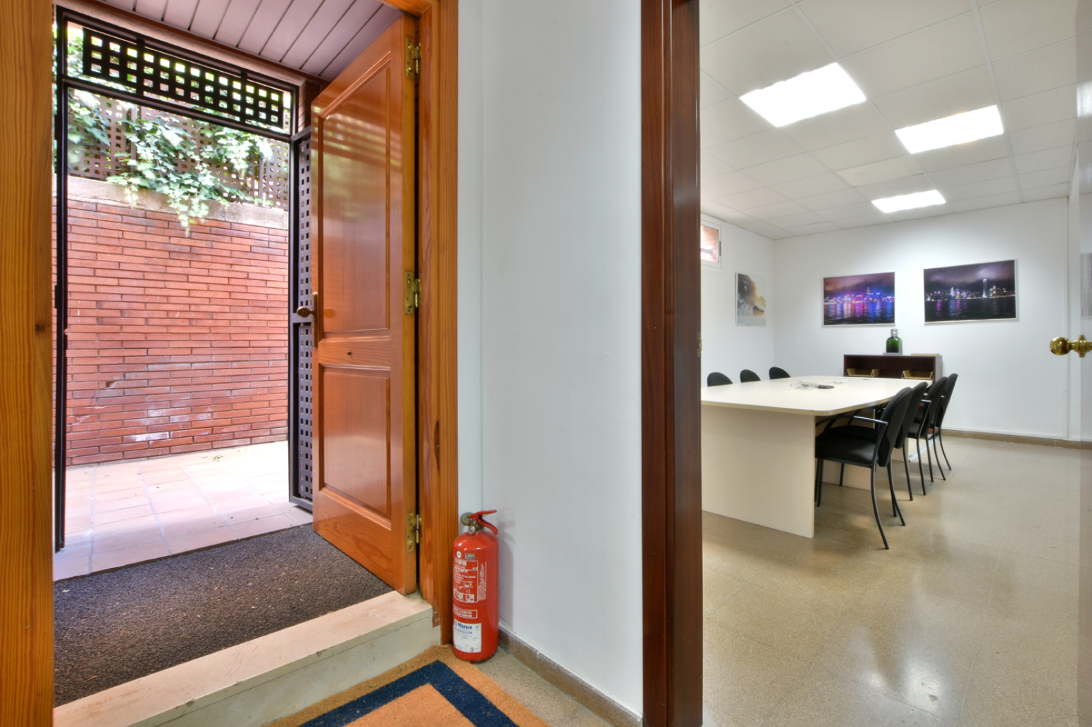 Locales-Venta-Sant Joan DespÃ­-1723841-Foto-28