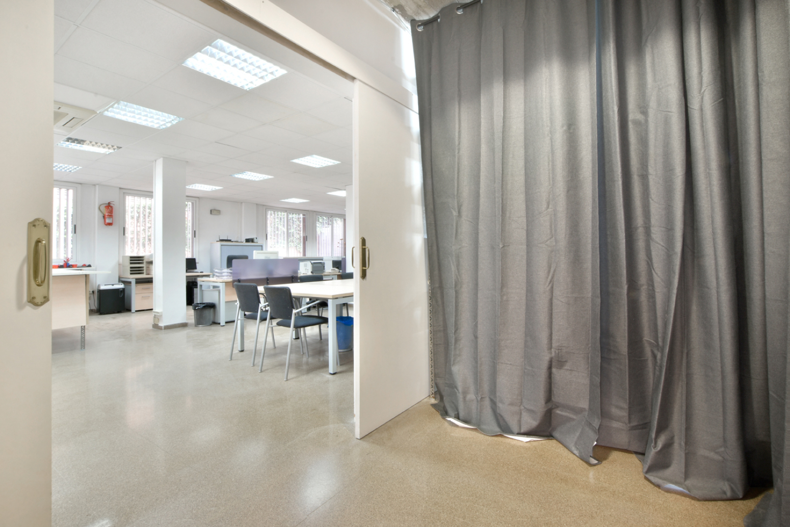 Locales-Venta-Sant Joan DespÃ­-1723841-Foto-15