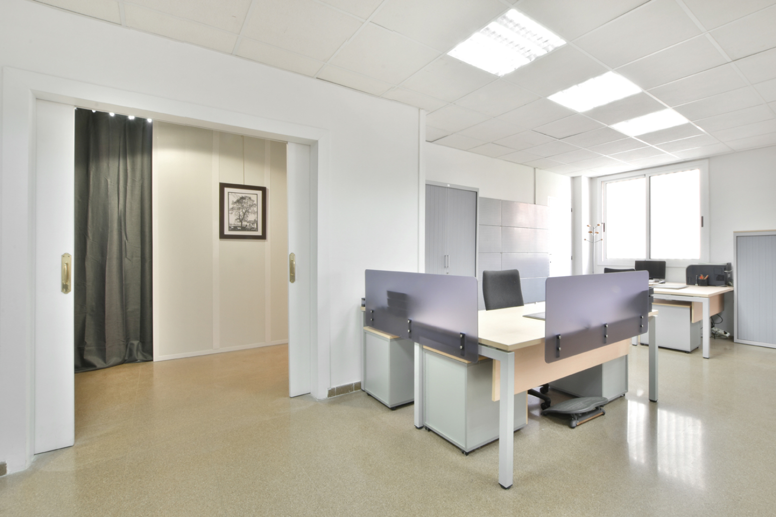 Locales-Venta-Sant Joan DespÃ­-1723841-Foto-11