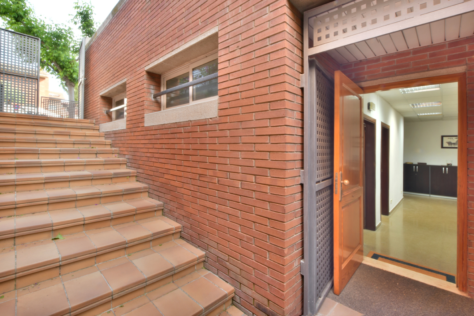 Locales-Venta-Sant Joan DespÃ­-1723841-Foto-29