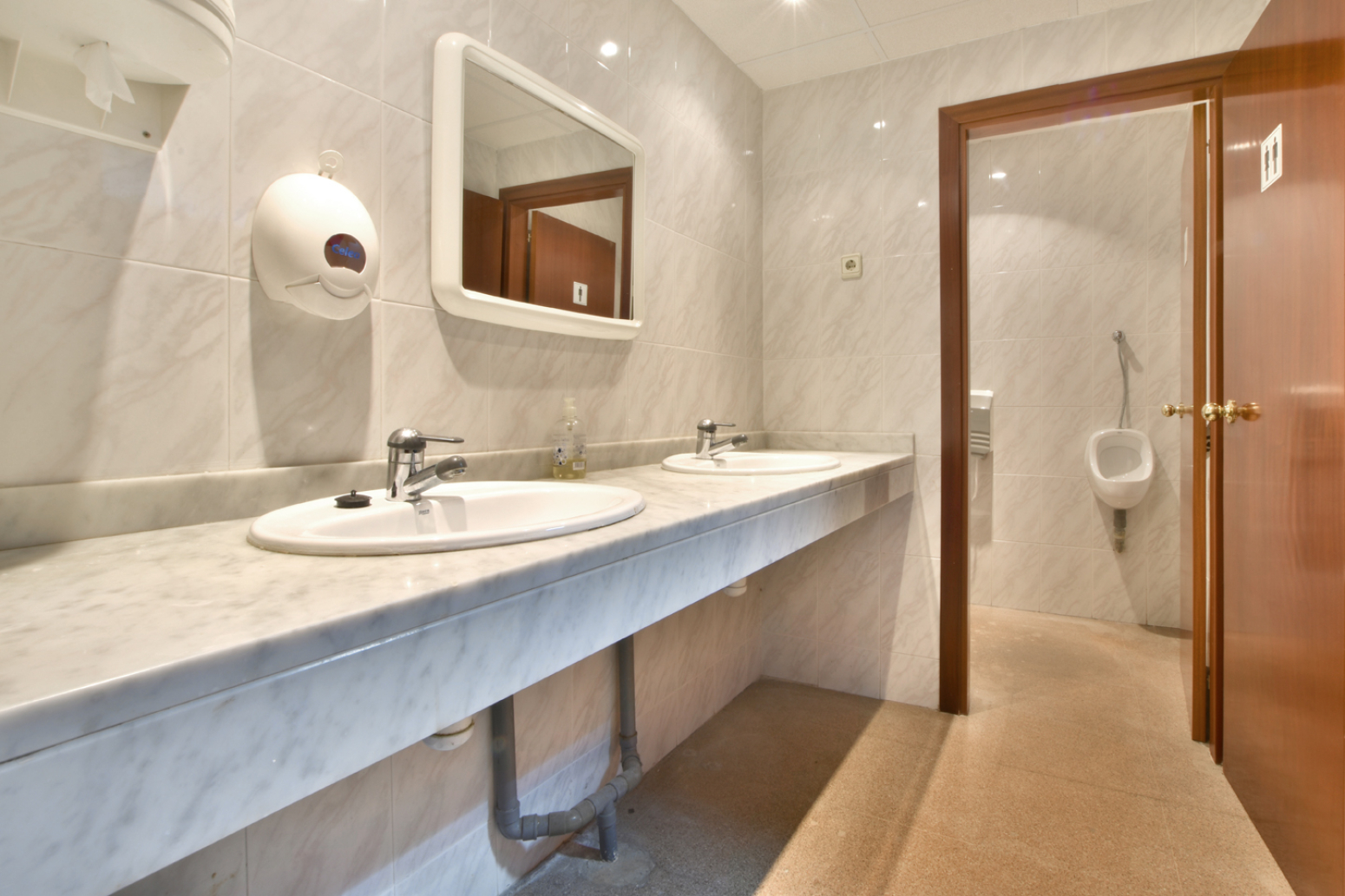 Oficinas-Venta-Sant Joan DespÃ­-1724803-Foto-21