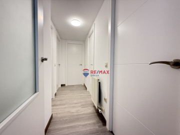 Pisos-Venta-Girona-1728921-Foto-9-Carrousel