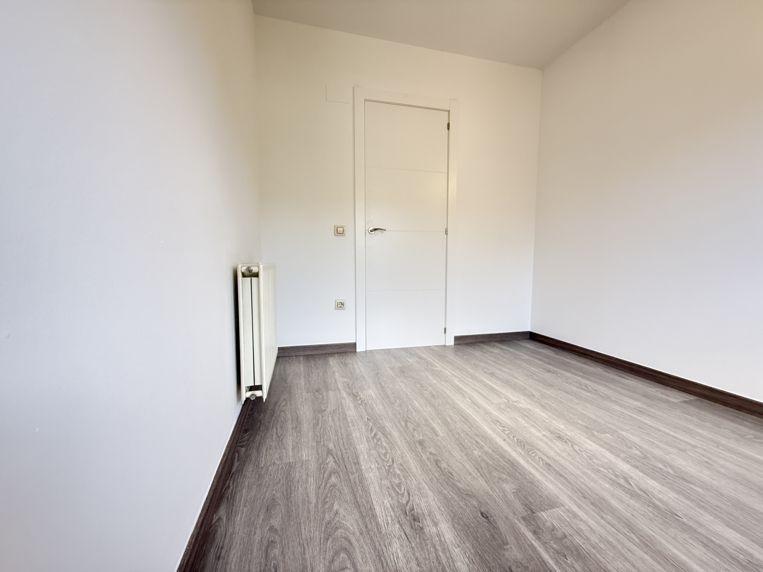 Pisos-Venta-Girona-1728921-Foto-3