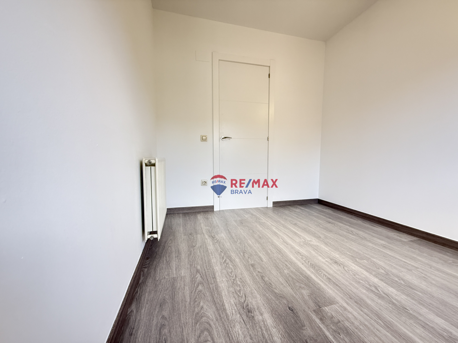 Pisos-Venta-Girona-1728921-Foto-3