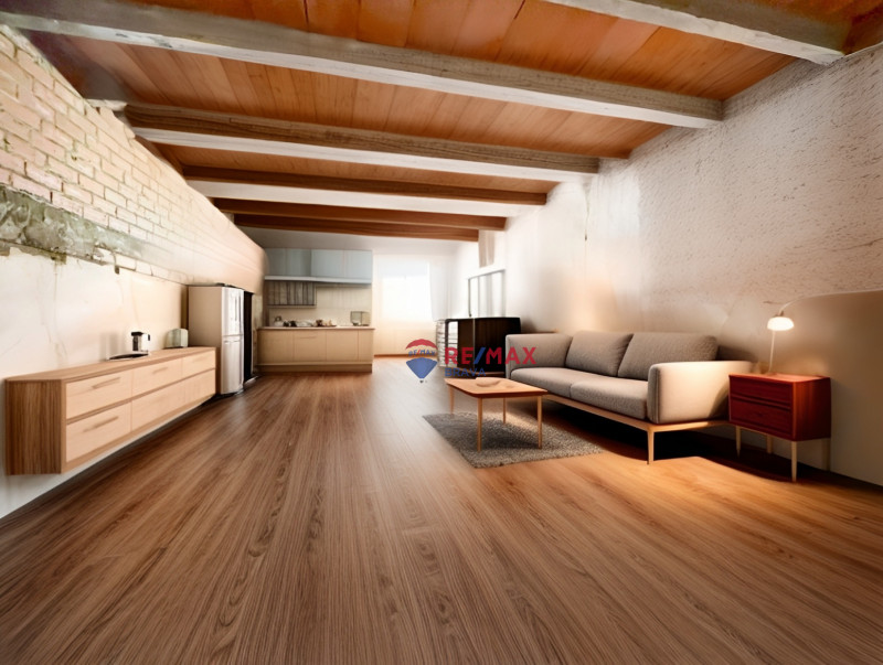 <p>Castellón d Empúries; Town house for investment of 2 floors</p>