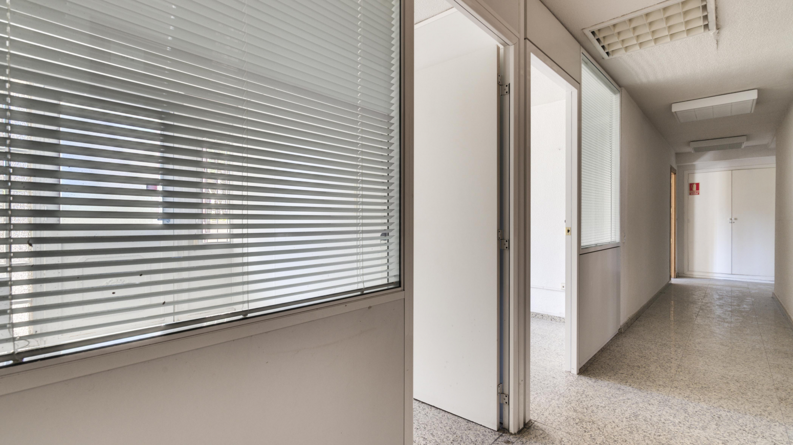 Oficinas-Venta-Madrid-676301-Foto-9