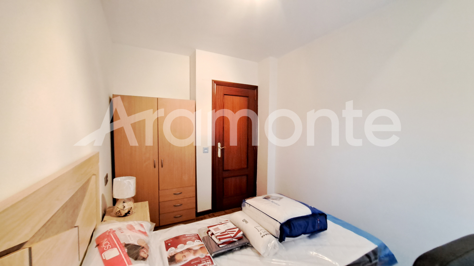 Pisos-Alquiler-Oviedo-1037037-Foto-10