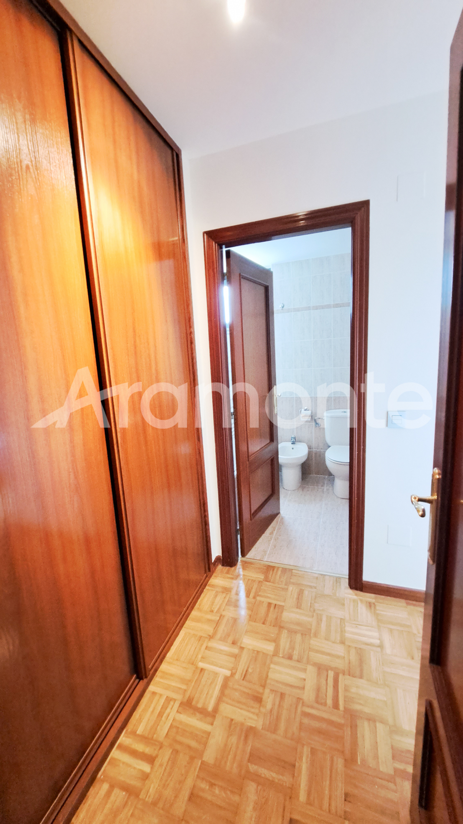 Pisos-Alquiler-Oviedo-1037037-Foto-15