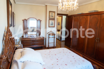 Pisos-Venta-Oviedo-1438072-Foto-46-Carrousel