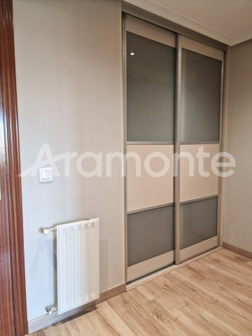 Pisos-Venta-Oviedo-1721068-Foto-5-Carrousel