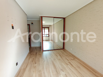 Pisos-Venta-Oviedo-1721068-Foto-23-Carrousel
