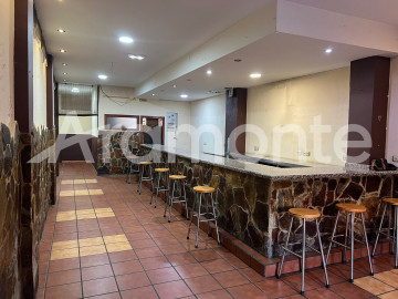 Negocios-Venta-Oviedo-1722702-Foto-1-Carrousel