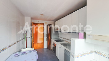 Pisos-Alquiler-Oviedo-2331564-Foto-23-Carrousel