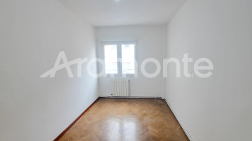 Pisos-Venta-Oviedo-2346738-Foto-45-Carrousel