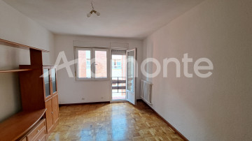 Pisos-Venta-Oviedo-2346745-Foto-5-Carrousel